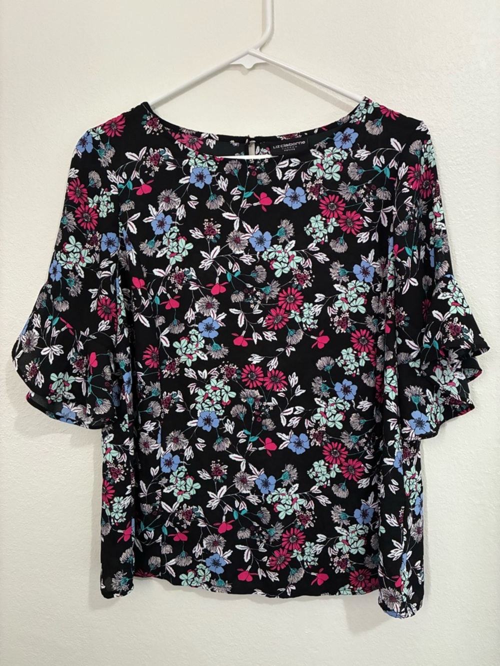 Liz Claiborne Black Floral Ruffle Sleeve Top